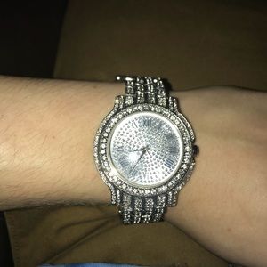 Meet your Posher, Maxwell